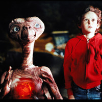 『E.T.』A UNIVERSAL PICTURE ©2024, 1982 UNIVERSAL STUDIOS