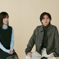 囲み取材に応じた山下美月、永瀬廉（C）カンテレ・フジテレビ