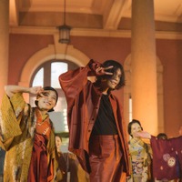 伊藤沙莉、米津玄師（提供写真）