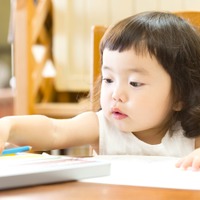 発達障害の娘が医師になった！幼児期の娘の「やる気」に火をつけた、母の「策略」とは？