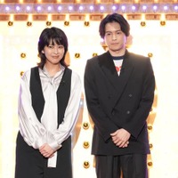 松たか子、松村北斗（C）日本テレビ