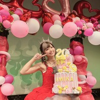 あみか（AMIKA）初のソロライブの様子（提供写真）