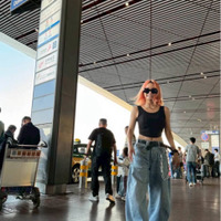 倖田來未、美くびれ披露の空港コーデSHOTに反響「本当にカッコいい」「ほっっそ！！」