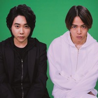 大森元貴、菊池風磨(C)2025 映画「#真相をお話しします」製作委員会