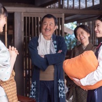 原菜乃華、吉田鋼太郎、浅田美代子、今田美桜「あんぱん」第30話(C)NHK