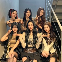 EVERGLOW 公式Xより