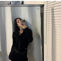 鈴木愛理、美太もも見せたクールメイクSHOTに絶賛の声「色気大爆発」「美しすぎます」