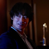綾野剛(C)2007 福田ますみ/新潮社 (C)2025「でっちあげ」製作委員会