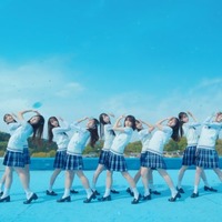 日向坂46五期生「ジャーマンアイリス」サムネイル(提供写真)