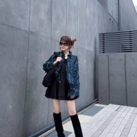 「2次元なスタイル」田中れいな、ほっそり美脚のミニスカSHOTに絶賛の声「スラリとした長い足」
