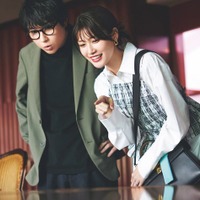 水川かたまり、生見愛瑠(画像提供:小学館)
