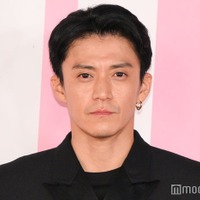 小栗旬(C)モデルプレス