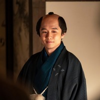 江戸男性の「ちょんまげ」事情。実は“カリスマ美容師”がいて、行列ができることもあったってホント？