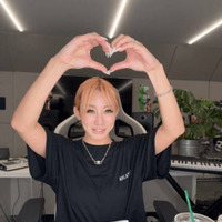倖田來未、自然体な魅力がつまった生配信SHOTに反響「可愛いいい」「めちゃ綺麗」