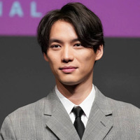 福士蒼汰、美しい風景とパシャリ！バースデー報告SHOTに「32歳お誕生日おめでとう」「素敵な写真」の声