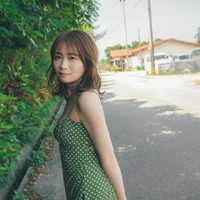秋元真夏「淡淡」撮影/東京祐(提供写真)