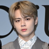 鶴房汐恩(C)モデルプレス