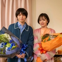 伊野尾慧、伊原六花(C)カンテレ