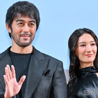 「キャンドルスティック」ジャパンプレミアに出席した阿部寛、菜々緒(C)モデルプレス