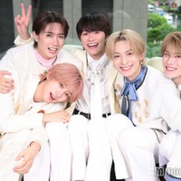 モデルプレスのインタビューに応じたLiKE LEGEND(左下から)NAOYA、山中柔太朗、大橋和也、木村慧人、大久保波留(C)モデルプレス