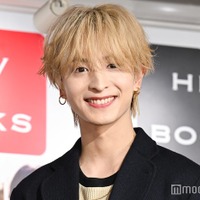 金髪の木村慧人(C)モデルプレス