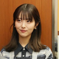 浜辺美波(C)幸田もも子/集英社・映画「君がトクベツ」製作委員会