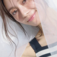乃木坂46梅澤美波、にっこり笑顔のヘルシー肌見せSHOTにドキッ！夏ならではの美容の悩みを解決