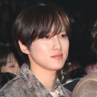 暗髪の尾崎匠海(C)モデルプレス