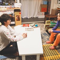 小澤征悦、中村アン「こんばんは、朝山家です。」第1話(C)ABCテレビ