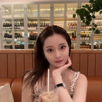 山本月 Instagramより