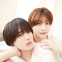 井上瑞稀、中村嶺亜:撮影/小林ばく