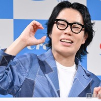 宅配水の制定記念イベントに出席した高⽐良くるま(C)モデルプレス