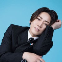 亀梨和也「モデルプレスカウントダウンマガジン vol.11」(撮影:野間憲治)/東京ニュース通信社刊