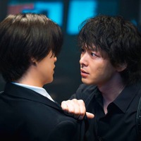 高橋海人、中村倫也「DOPE 麻薬取締部特捜課」第3話（C）TBS