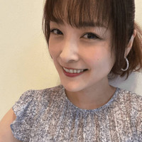 「反則級やん」石川梨華、長めのアイラインがキュートなメイクSHOTをファン絶賛「激かわですね」