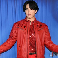 イナバウアーができるようになった宮舘涼太(C)モデルプレス