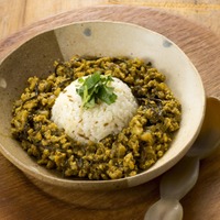 10分で完成、旨味がじゅわっと！な和風カレー、ごはんの食べ過ぎ注意「塩昆布のチキンキーマ」