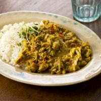 カレーに絡むふわふわ卵は、幸せの味！10分で完成「プーパッポンカレーキーマ」