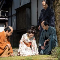 伊藤淳史、福原遥、横浜流星、染谷将太「べらぼう~蔦重栄華乃夢噺~」第28話(C)NHK