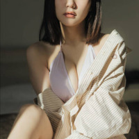 田中美久、美バスト際立つアンニュイSHOTに釘付け！「変化」をテーマに大人の魅力が漂う