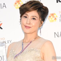 囲み取材に出席した藤原紀香(C)モデルプレス