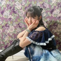 芸能界引退間近の道重さゆみ、ほっそり美脚のミニ丈ドレスSHOTに反響「お姫様みたい」「すごくエレガント」