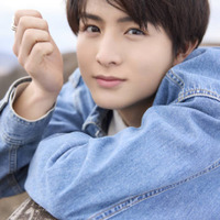 柏木悠、スイートな微笑みに胸キュン！1st写真集は19歳から20歳への“変化”を捉えた1冊に