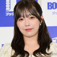 1st写真集『きらららぽん』発売記念プレス取材会に出席した塩見きら(C)モデルプレス