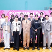 【後列左より】ジウ（Herts2Hearts）、ジゼル（aespa）、ジェミン（NCT DREAM）、テン（WayV）、ショウタロウ（RIIZE）、シオン（NCT WISH） 【前列左より】ヘチャン（NCT 127）、スホ（EXO）、イトゥク（SUPER JUNIOR）、カンタ、ユンホ（東方神起）、ミンホ（SHINee）、アイリーン（Red Velvet）（提供写真）／田中聖太郎写真事務所