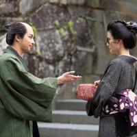 横浜流星、橋本愛「べらぼう~蔦重栄華乃夢噺~」第26話(C)NHK