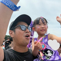 パンサー尾形、7歳娘のために“サプライズ合流”でフェス満喫！「愛溢れてる～」「ステキ」の声
