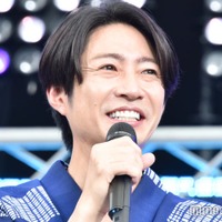 ドラマ「『大追跡~警視庁SSBC強行犯係~』いよいよ今晩6話放送!キャスト大集合!夏の大感謝祭」に出席した相葉雅紀(C)モデルプレス