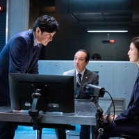 石丸幹二、小日向文世、天海祐希「緊急取調室」場面写真（C）2025劇場版「緊急取調室 THE FINAL」製作委員会