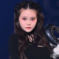 黒髪のさくら(C)モデルプレス